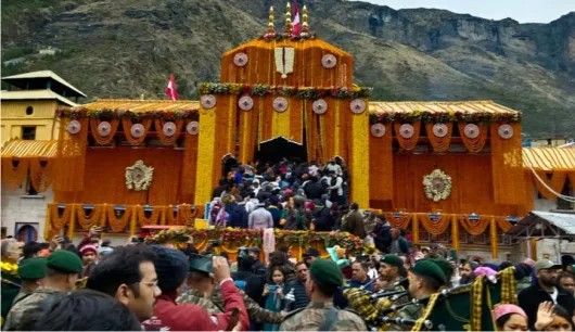 बदरीनाथ धाम के कपाट वैदिक मंत्रोच्चार और विधि विधान से खुले