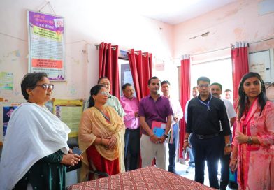 प्राथमिक स्वास्थ्य केंद्र दुगड्डा का औचक निरीक्षण: जर्जर भवन पर सख्त रुख, लैब व डायग्नोस्टिक सुविधाएं सुनिश्चित करने के निर्देश  स्वास्थ्य व्यवस्थाओं में सुधार हेतु डीएम के निर्देश, अव्यवस्थाओं पर प्रभारी चिकित्साधिकारी का वेतन रोका गया  संस्थागत प्रसव बढ़ाने, दवाओं का डिजिटल रिकॉर्ड व नियमित निरीक्षण पर विशेष जोर